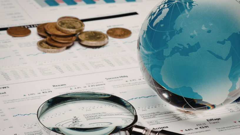 A incerteza internacional impacta mercados e investimentos, tornando a gestão de risco ainda mais relevante, como ressalta Danilo Regis Fernando Pinto.